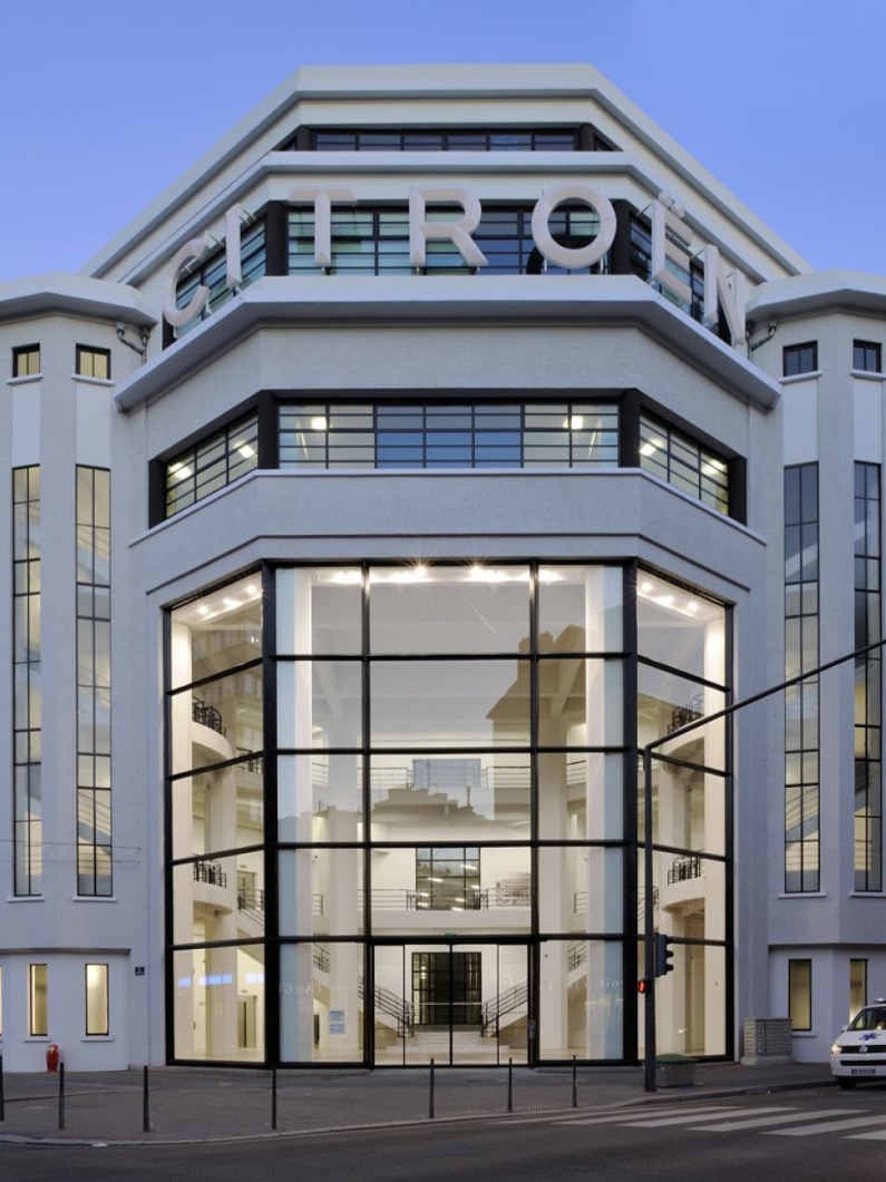 Sud architectes garage Citroen Le New Deal